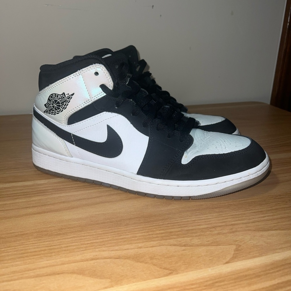 Jordan 1 mid diamond size 10.5 - Picture 16 of 16